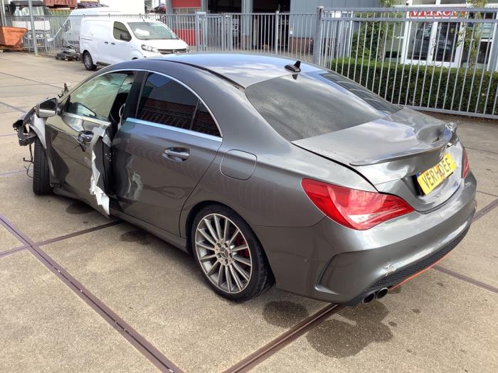 Mercedes CLA 1.6 CLA-180 16V Skrotfordon (2014, GRIJS)