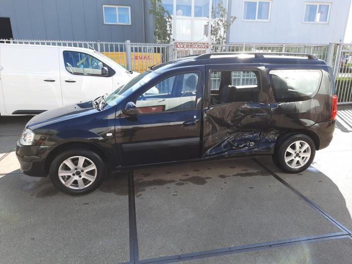 Dacia Logan MCV 1.6 Épave (2010, Noir)