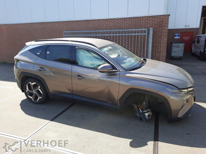 Hyundai Tucson 1.6 T-GDI HEV Épave (2023, Brun)
