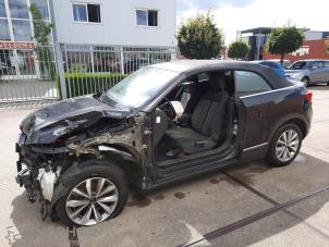 Volkswagen T-Roc Cabrio 1.5 TSI Evo BMT 16V Épave (2021, Noir)