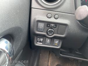 Nissan Note 1.2 DIG-S 98 Samochód złomowany (2015, Czarny)