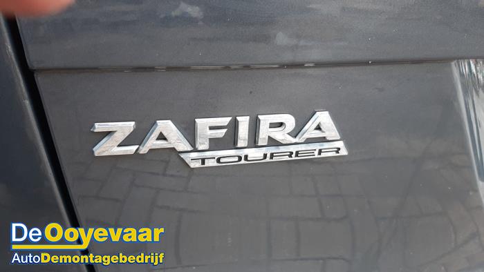 Opel Zafira Tourer 1.6 CDTI 16V ecoFLEX 136 Épave (2013, Métallisé, Gris)