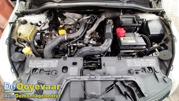 Renault Clio IV 0.9 Energy TCE 90 12V Samochód złomowany (2015, Bialy)