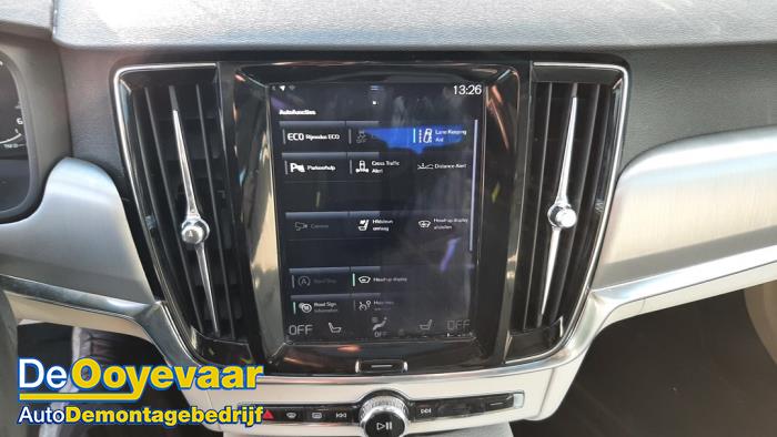 Volvo S90 II 2.0 D4 16V Épave (2017, Bleu)