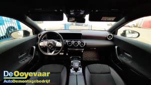 Mercedes A Limousine 1.3 A-200 Turbo Samochód złomowany (2019, Szary)