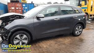 Kia Niro I 1.6 GDI Hybrid Épave (2017, Gris)