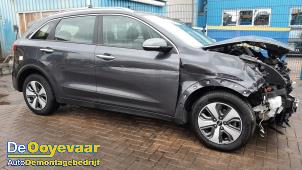 Kia Niro I 1.6 GDI Hybrid Épave (2017, Gris)