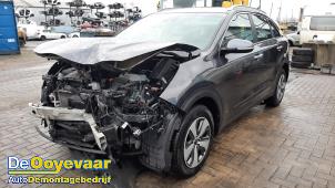 Kia Niro I 1.6 GDI Hybrid Épave (2017, Gris)