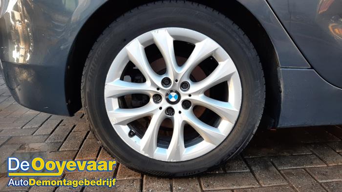 BMW 2 serie Active Tourer 216d 1.5 TwinPower Turbo 12V Épave (2016, Gris)
