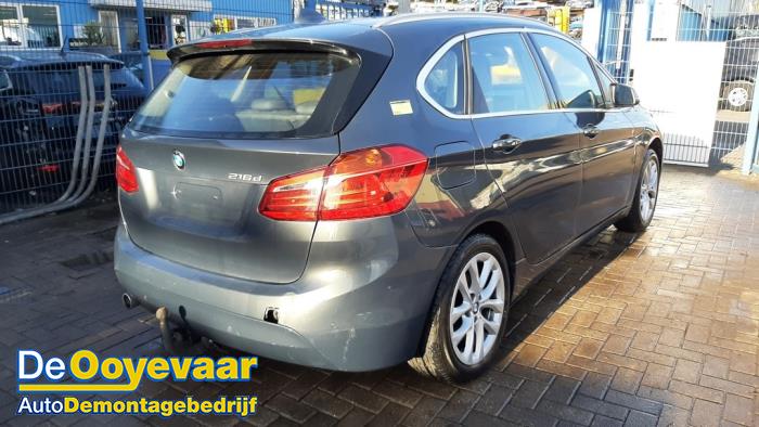BMW 2 serie Active Tourer 216d 1.5 TwinPower Turbo 12V Épave (2016, Gris)