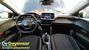 Peugeot 208 II 1.2 Vti 12V PureTech 75 Vehículo de desguace (2021, Negro)