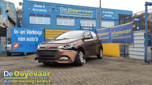 Hyundai i20 1.4i 16V Épave (2016, Métallisé, Brun)
