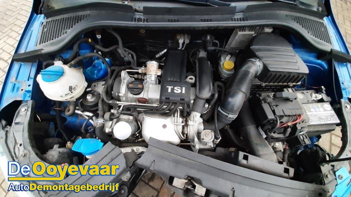 Seat Toledo 1.2 TSI Samochód złomowany (2013, Niebieski)
