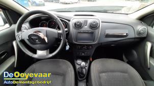 Dacia Logan MCV II/III/Sandero Wagon 0.9 TCE 12V Samochód złomowany (2015, Metalik, Szary)