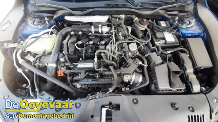 Honda Civic 1.0i VTEC Turbo 12V Salvage vehicle (2017, Metallic, Blue)