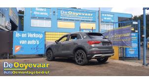 Audi Q3 1.5 35 TFSI 16V Mild Hybrid Samochód złomowany (2020, Metalik, Szary)