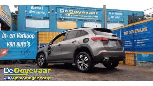 Mercedes GLA 1.3 180 Turbo 16V Épave (2021, Gris)