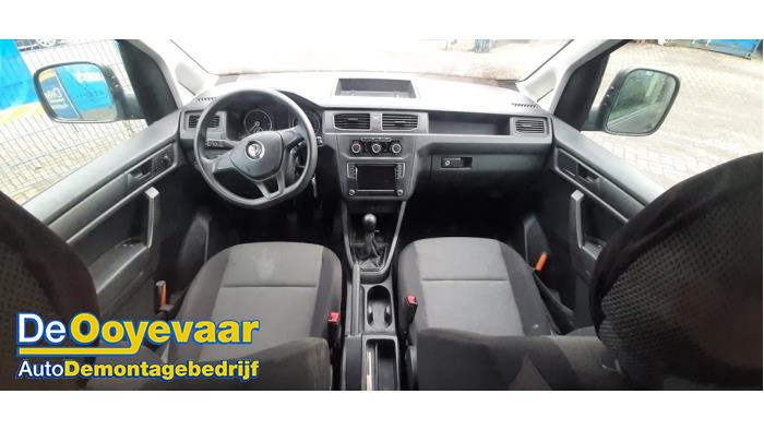 Volkswagen Caddy IV 2.0 TDI 102 Épave (2017, Gris)