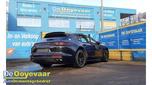 Porsche Panamera 2.9 V6 24V 4S Vehículo de desguace (2018, Negro)