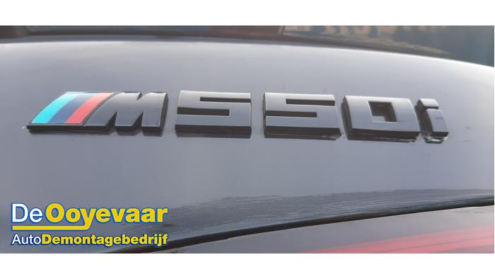 BMW M5 M550i xDrive 4.4 V8 32V TwinPower Turbo Épave (2018, Noir)