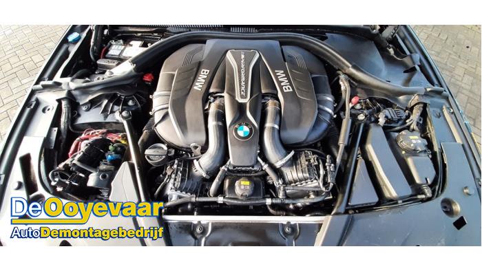 BMW M5 M550i xDrive 4.4 V8 32V TwinPower Turbo Épave (2018, Noir)