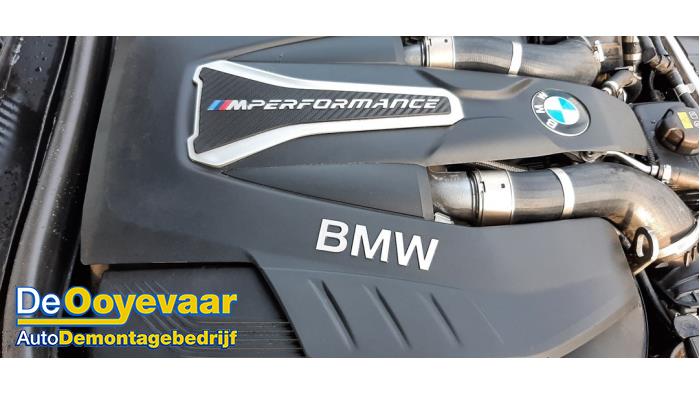 BMW M5 M550i xDrive 4.4 V8 32V TwinPower Turbo Épave (2018, Noir)