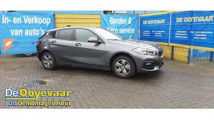 BMW 1 serie 118i 1.5 TwinPower 12V Épave (2021, Gris)