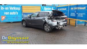 BMW 1 serie 118i 1.5 TwinPower 12V Épave (2021, Gris)
