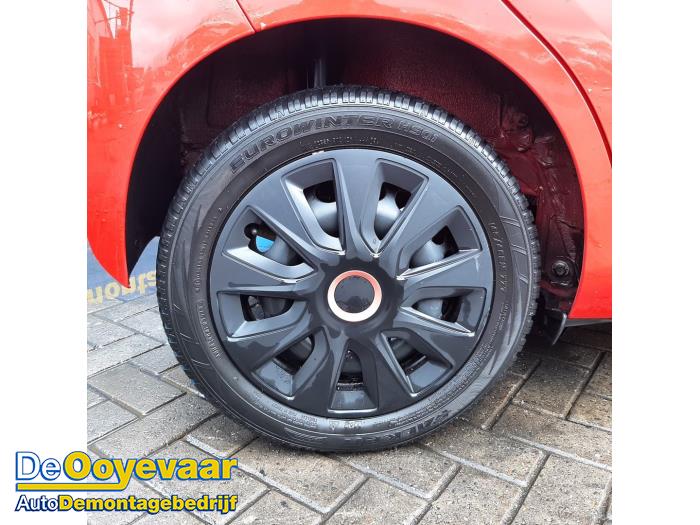 Toyota Aygo 1.0 12V VVT-i Vehículo de desguace (2015, Rojo)