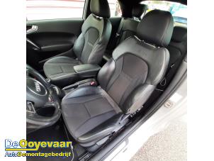 Audi A1 1.2 TFSI Épave (2012, Gris, Noir)