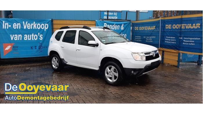 Dacia Duster 1.6 16V Épave (2011, Blanc)