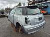 Mini Mini One/Cooper 1.6 16V Cooper Skrotfordon (2002, GRIJS)
