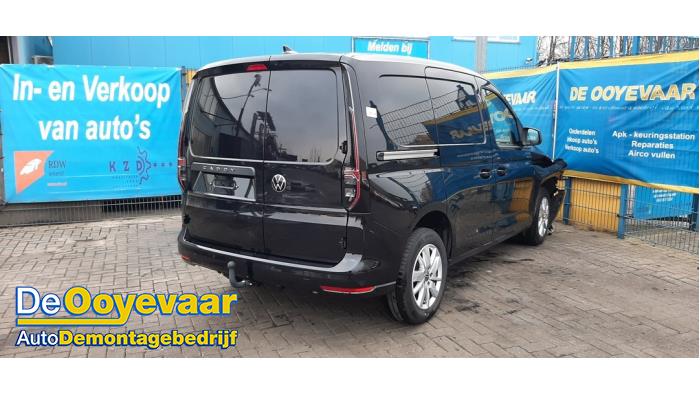 Volkswagen Caddy Cargo V 2.0 TDI BlueMotionTechnology Vehículo de desguace (2024, Negro)