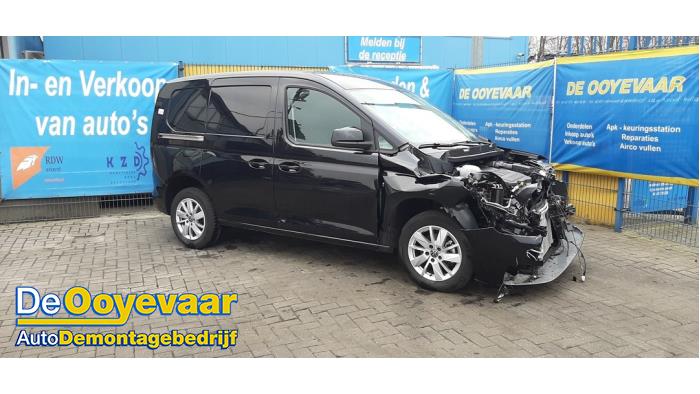 Volkswagen Caddy Cargo V 2.0 TDI BlueMotionTechnology Vehículo de desguace (2024, Negro)