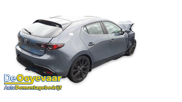 Mazda 3 Sport 2.0 SkyActiv-G 122 Mild Hybrid 16V Samochód złomowany (2019, Szary)