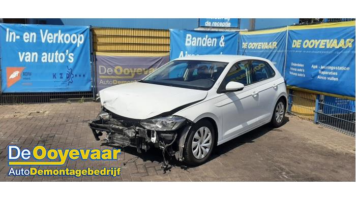 Volkswagen Polo VI 1.0 MPI 12V Épave (2019, Blanc)