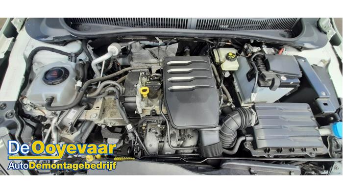 Volkswagen Polo VI 1.0 MPI 12V Épave (2019, Blanc)
