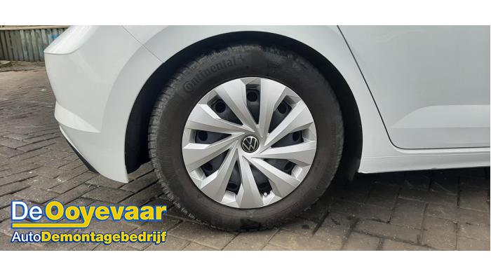 Volkswagen Polo VI 1.0 MPI 12V Épave (2019, Blanc)
