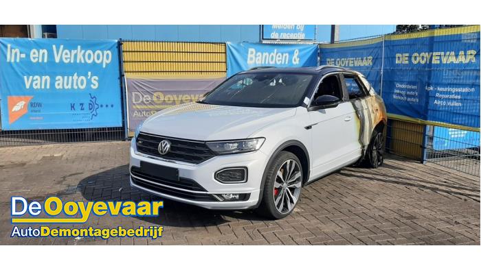 Volkswagen T-Roc 2.0 TSI 16V 4Motion Samochód złomowany (2018, Bialy)