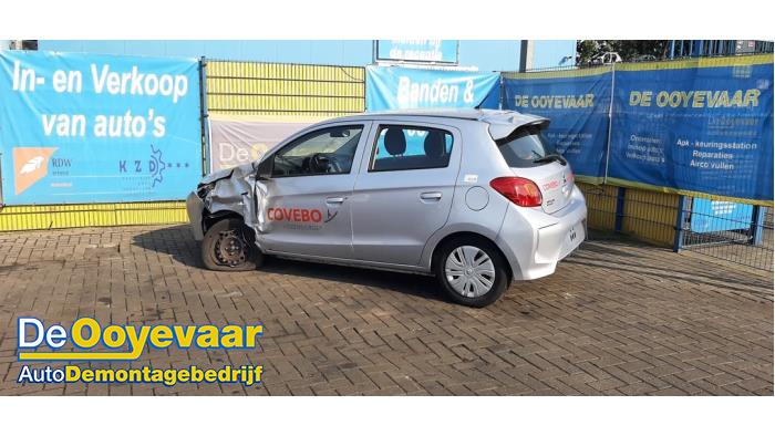 Mitsubishi Space Star 1.2 12V Vehículo de desguace (2021, Gris)