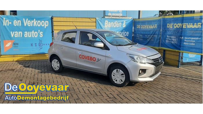 Mitsubishi Space Star 1.2 12V Vehículo de desguace (2021, Gris)