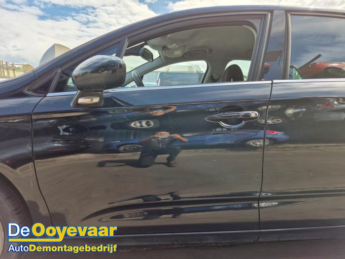 Citroen C4 Berline 1.6 16V VTi Vehículo de desguace (2011, Negro)