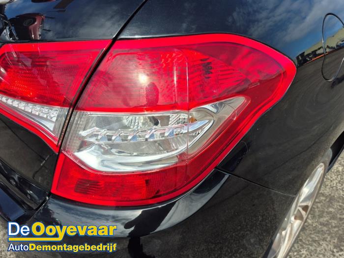 Citroen C4 Berline 1.6 16V VTi Vehículo de desguace (2011, Negro)
