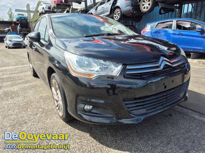 Citroen C4 Berline 1.6 16V VTi Vehículo de desguace (2011, Negro)