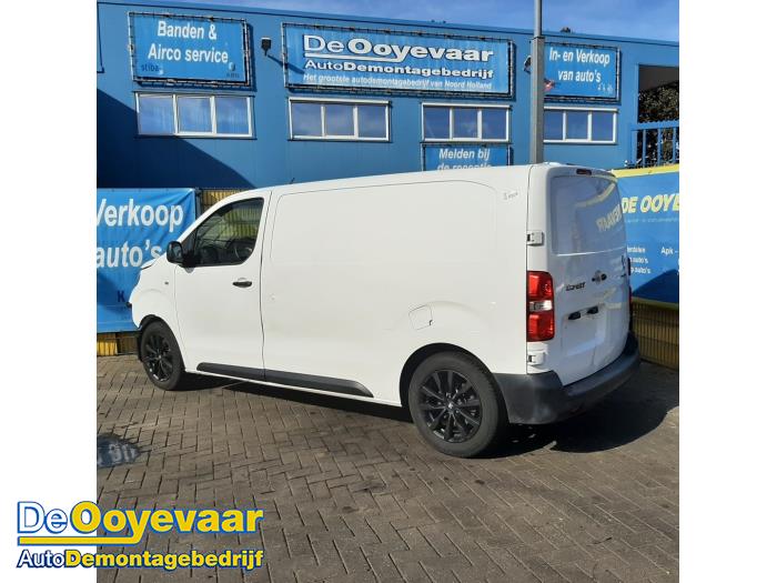 Peugeot Expert 1.5 BlueHDi 100 Schrottauto (2021, Weiß)