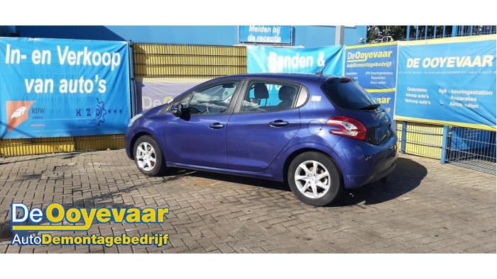Peugeot 208 I 1.4 16V Épave (2012, Bleu)