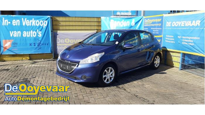 Peugeot 208 I 1.4 16V Épave (2012, Bleu)
