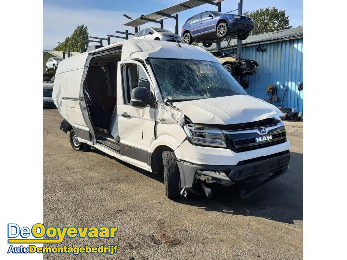 MAN TGE 2.0 TDI Salvage vehicle (2021, White)