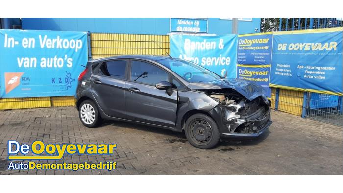 Ford Fiesta 6 1.25 16V Schrottauto (2017, Grau)