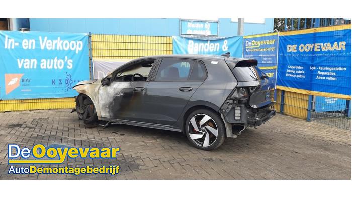Volkswagen Golf VIII 2.0 GTI 16V Vehículo de desguace (2021, Gris)